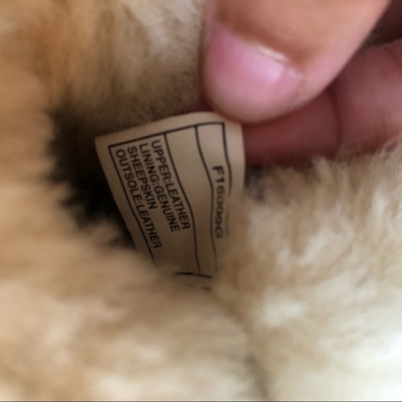 Brown Sherling Baby Ugg Boots, size Small - Picture 4 of 7